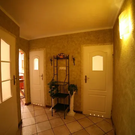 Apartment Podzamcze *